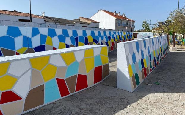 Vuelven a brillar los colores de la Plaza de la Nora