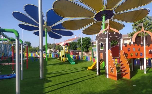 El Parque de la Nora estrena césped