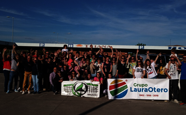 El equipo miajadeño Grupo Laura Otero, recibidos como héroes a pesar de no conseguir el ascenso