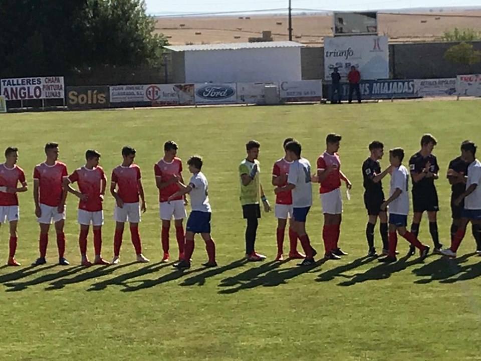 La Escuela de Fútbol de Miajadas también juega, y mucho