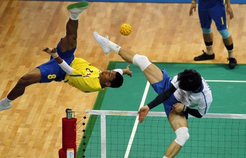 Voleibol y fútbol protagonizan una agenda deportiva en la que podría caber el 'Sepak Takraw'
