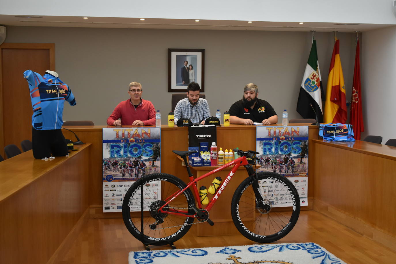 El Club Ciclista de Miajadas ha presentado la 'Titán de los Ríos' 2020