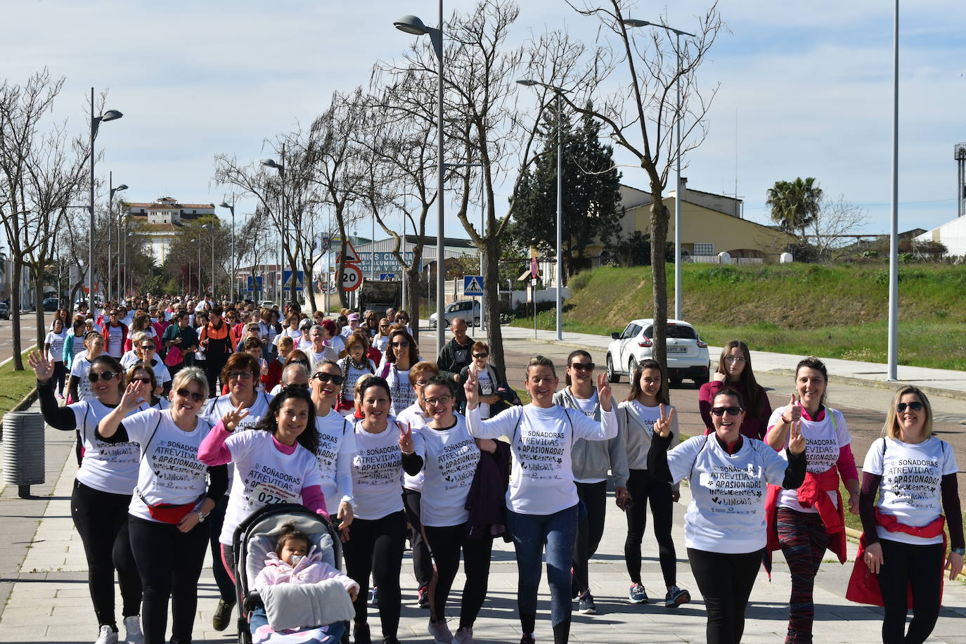 Más de 1.200 personas participaron en la V Marcha Popular de la Mujer en Miajadas