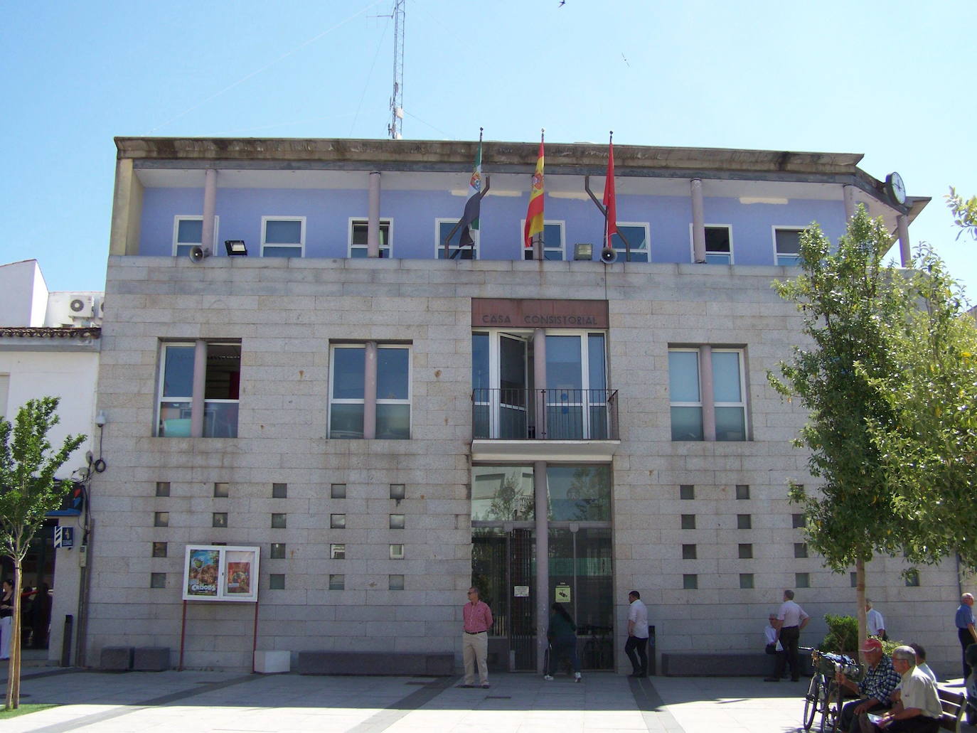 Reducción de horario del Ayuntamiento de Miajadas y comunicación telemática con algunos organismos