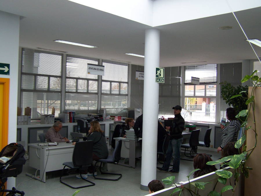 La Oficina de Empleo solicita que los ciudadanos eviten ir allí