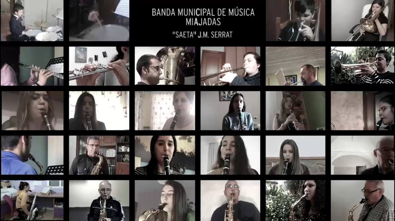 La Banda Municipal de Música dedica una emotiva 'Saeta' a su compañero Vito horas después de marcharse