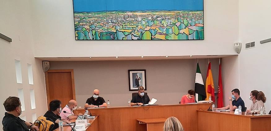 Las bases del programa 'La vuelta al cole con el comercio local' se han modificado en Pleno Extraordinario