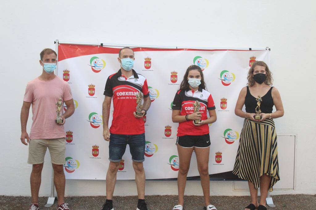 Los ganadores de la Minimaratón de Miajadas asistieron a la gala de entrega de premios