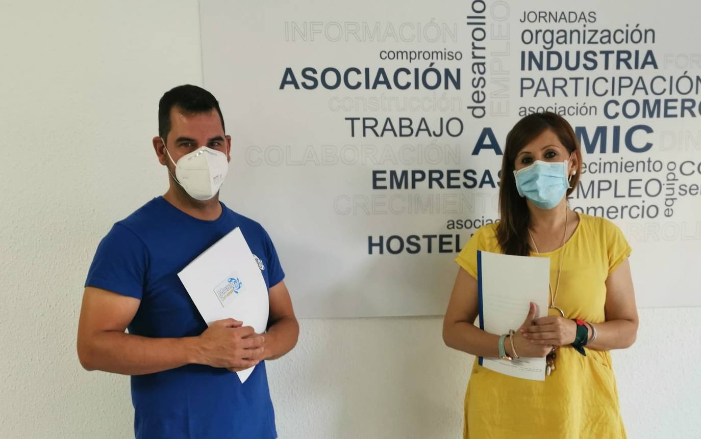 ACOMIC y Momo Car-Wash firman un convenio de colaboración