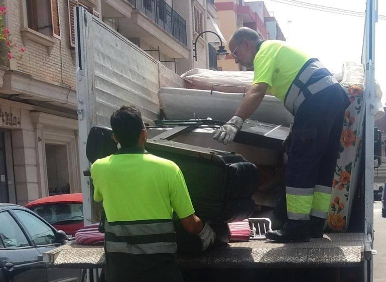 La recogida mensual de residuos voluminosos se realizará el 9 de septiembre