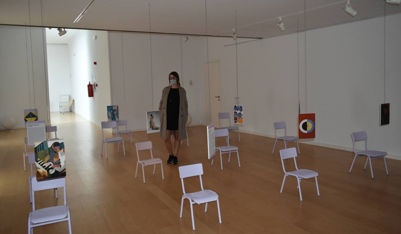 La exposición 'Mujeres artistas: 500 años, 2 décadas' se abre al público