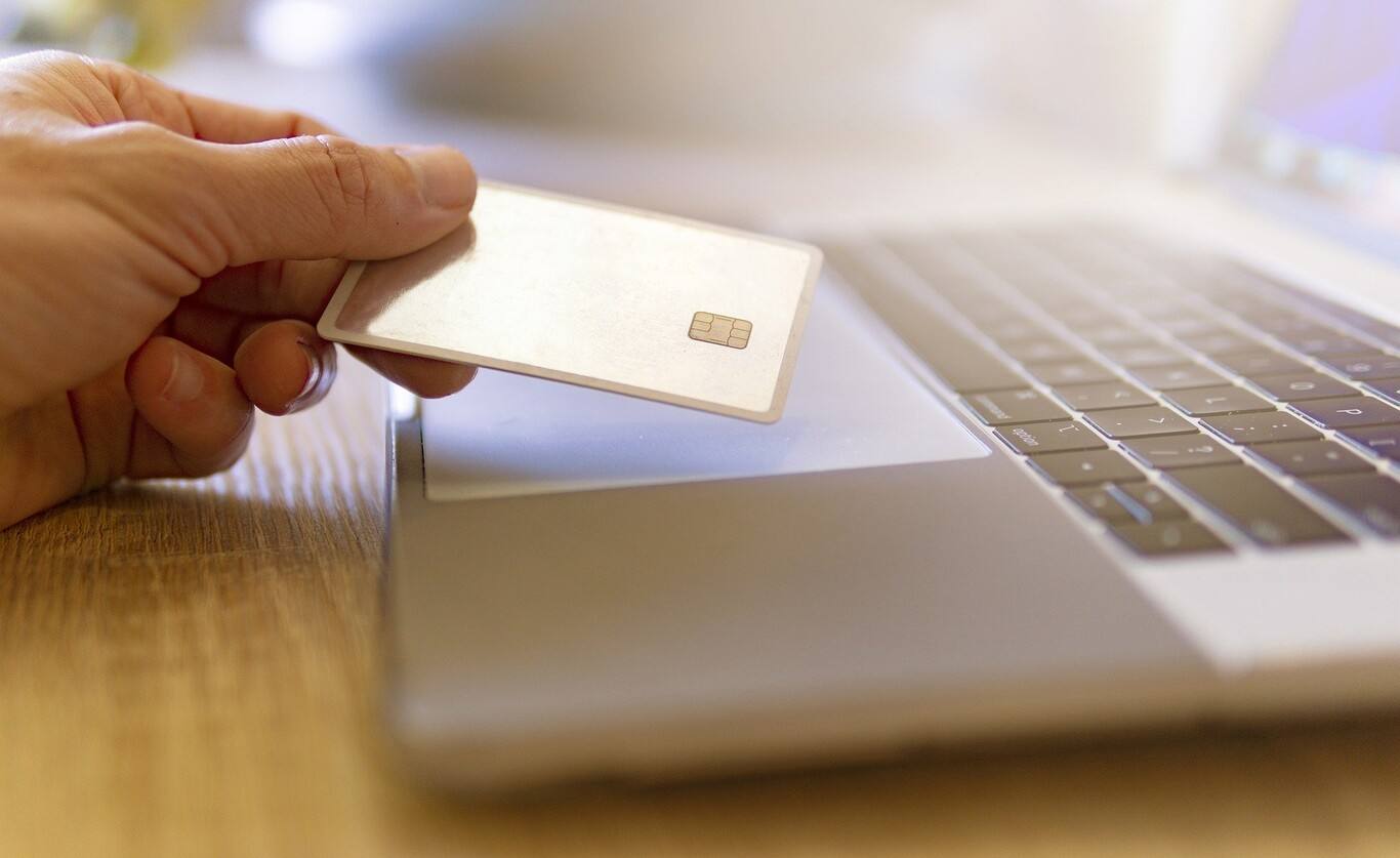 La Jefatura Provincial de Tráfico aconseja realizar los trámites vía online para evitar desplazamientos