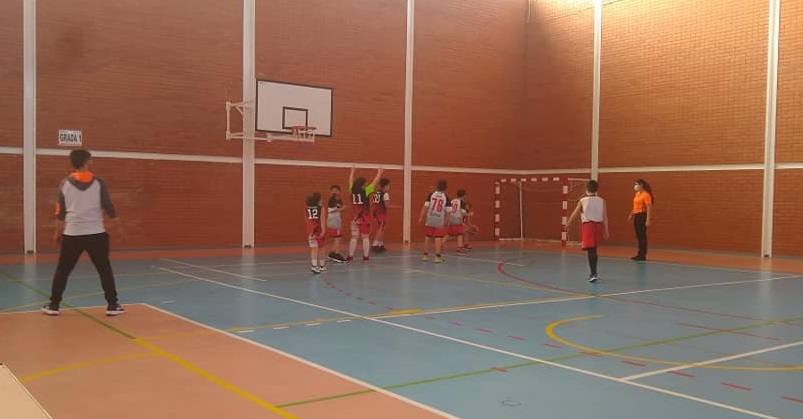 Los alevines del Club de Baloncesto Miajadas se imponen al F.D. Mérida Blanco por 38-25