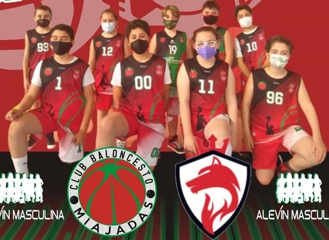 Los alevines del C.B. Miajadas reciben al F.D. Mérida Rojo