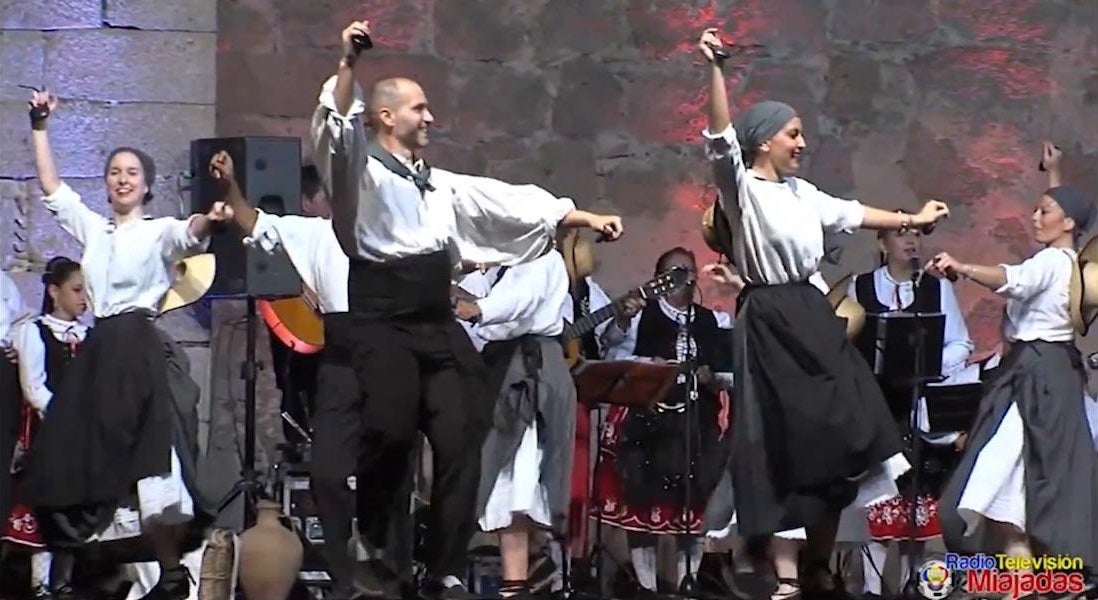 Miajadas conmemora el Día Internacional de la Danza