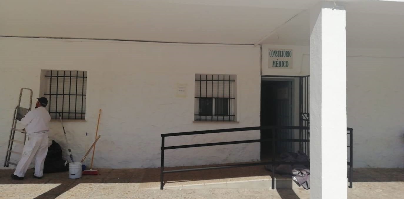 Comienza el acondicionamiento de las instalaciones del consultorio médico de Casar de Miajadas