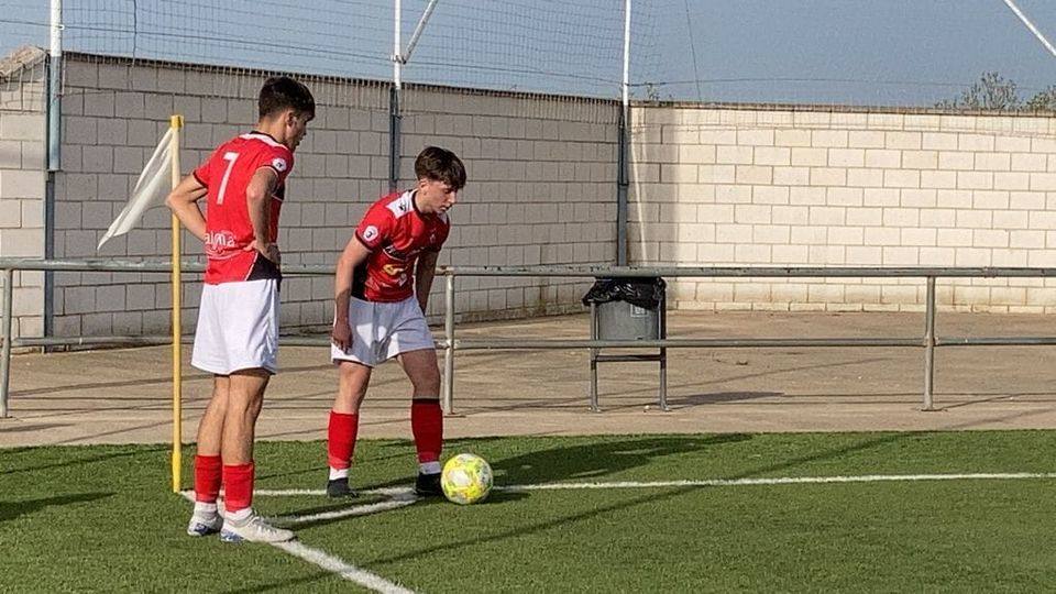 El C.D Miajadas juvenil se juega en casa la segunda plaza frente al Academia Extremadura B