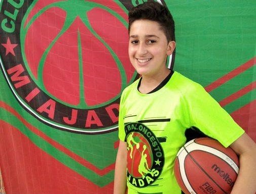 Uday Chaoui, capitán alevín del Club Baloncesto Miajadas, formará parte de la Selección Extremeña de Baloncesto