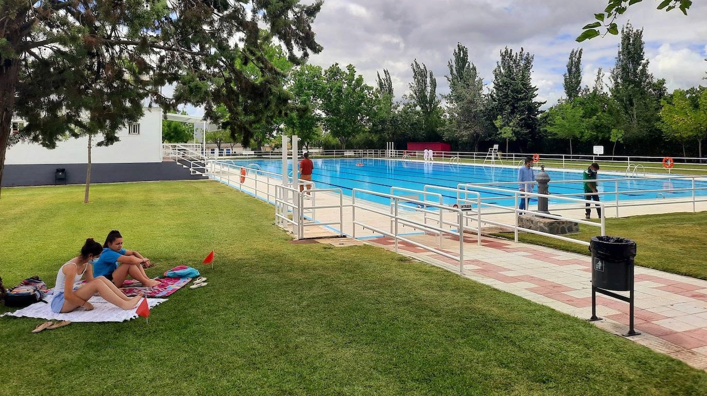 3, 2, 1,... ¡Pistoletazo de apertura de la piscina de verano en Miajadas!