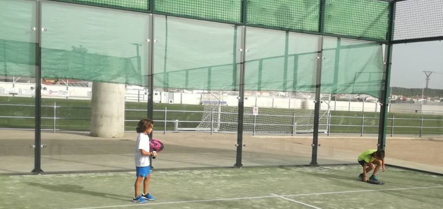 Miajadas acogerá el IX Torneo Infantil de Pádel el martes 3 de agosto