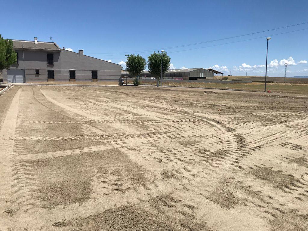 Comienzan las obras de construcción de la futura pista polideportiva 'Parque El pradillo'