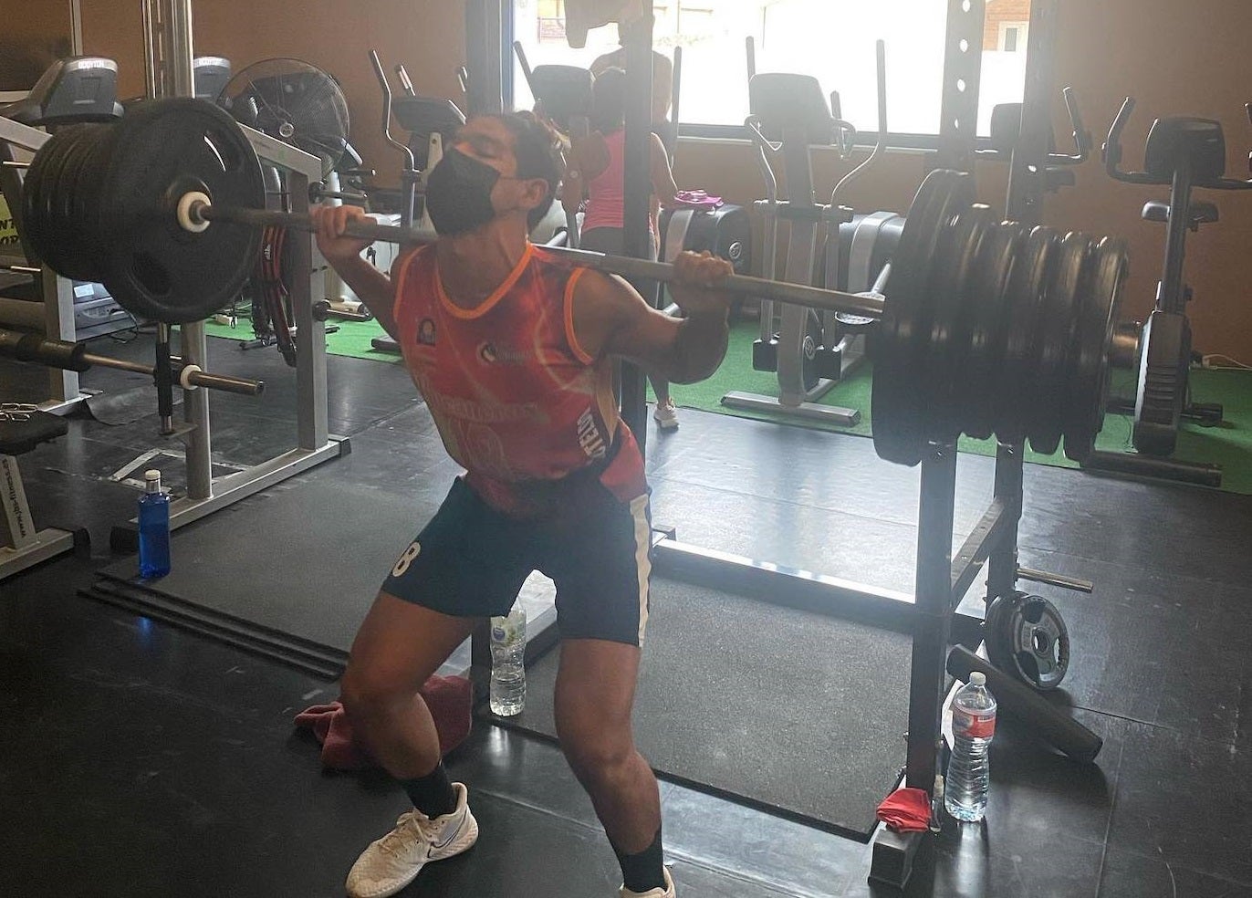 Los jugadores del Extremadura Grupo Laura Otero entrenan a fondo para su primer partido de temporada
