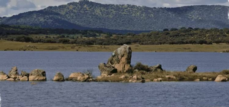 El Club Senderista 'Peña del Diablo' organiza la ruta al Pantano del Búrdalo