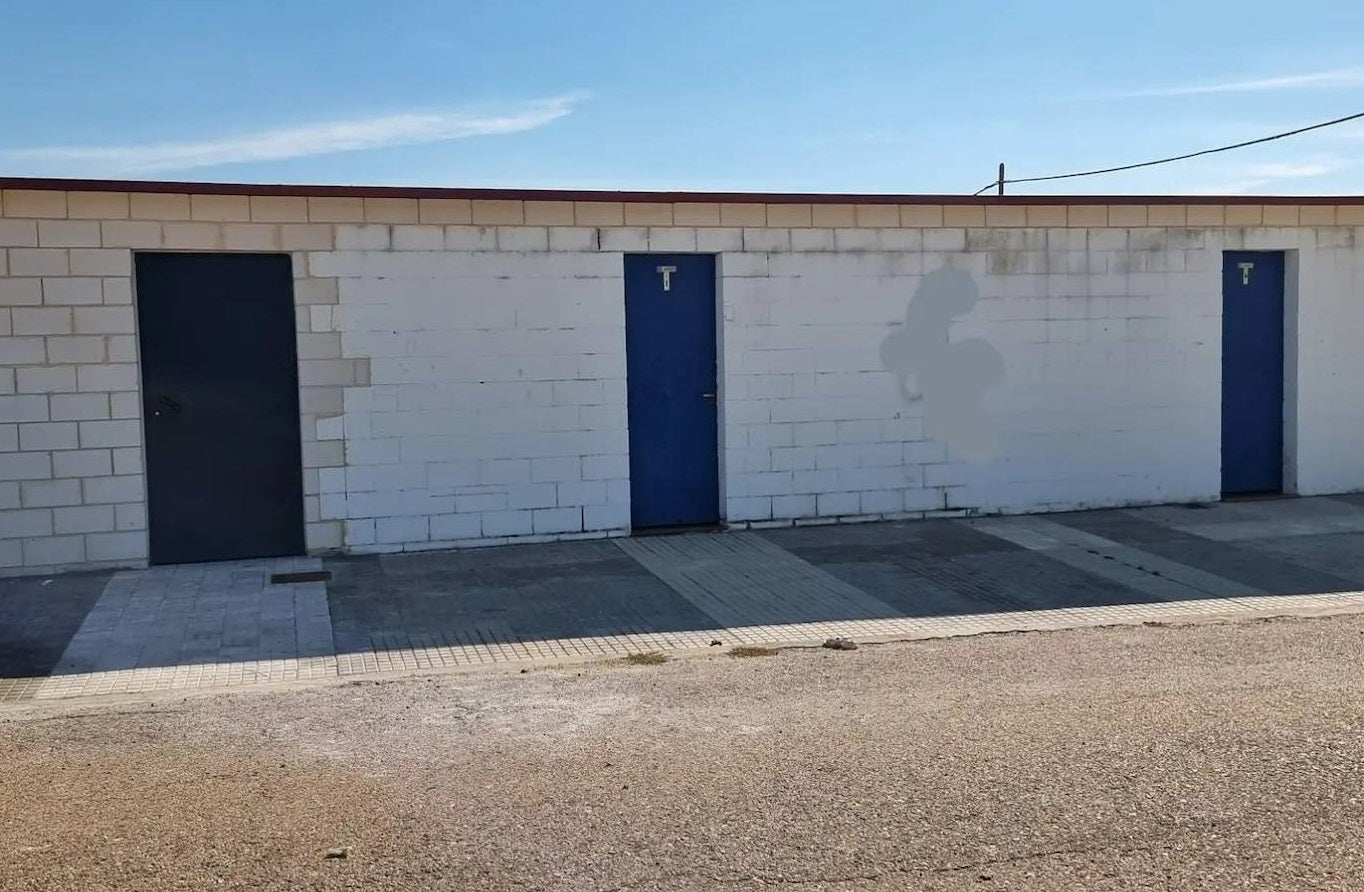 Las personas con movilidad reducida ya tienen un aseo específico en el recinto ferial de Miajadas