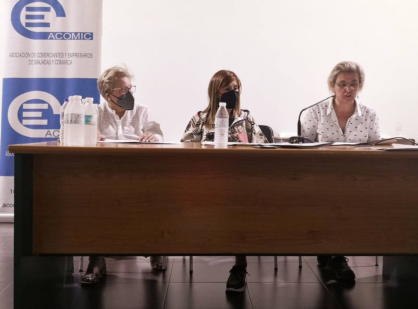 La directiva de ACOMIC renueva al completo por dos años más