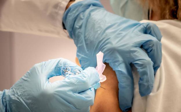 Los miajadeños vacunados con Janssen pronto recibirán una segunda dosis con Pfizer o Moderna