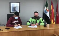 El Club Ciclista Miajadas firma un convenio de colaboración con el Ayuntamiento