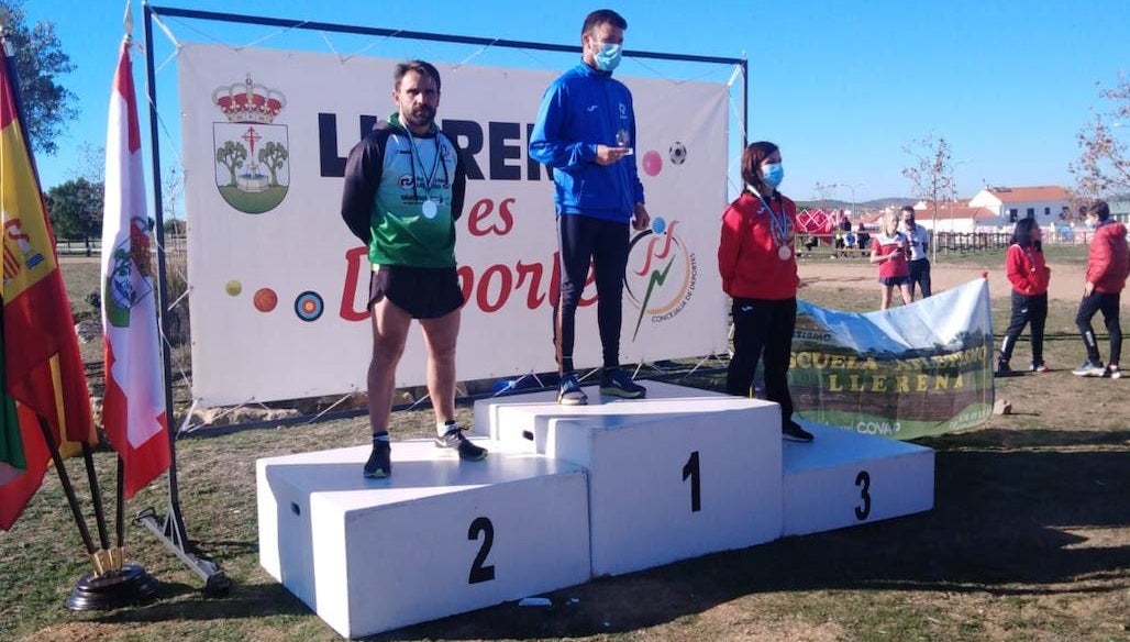 Adolfo Santos Beltrán se alza con la plata en el Cross de Llerena de Campo a través