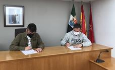 El Club Baloncesto Miajadas firma un convenio de colaboración con el Ayuntamiento