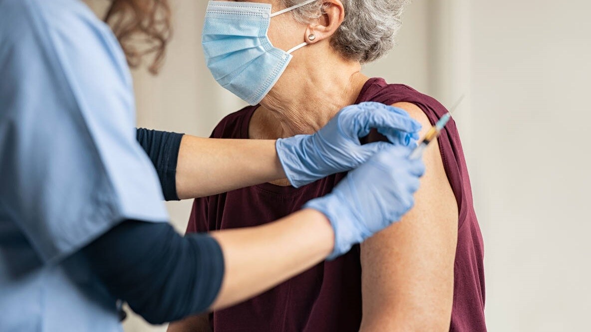 Los miajadeños de 60 a 69 años vacunados con Pfizer recibirán la tercera dosis el 20 de diciembre