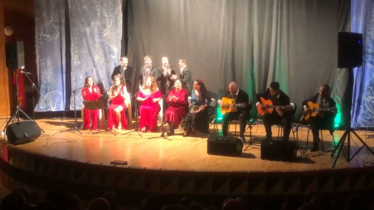 'Zambombá la troupe flamenca de Extremadura' hace parada en la Navidad miajadeña