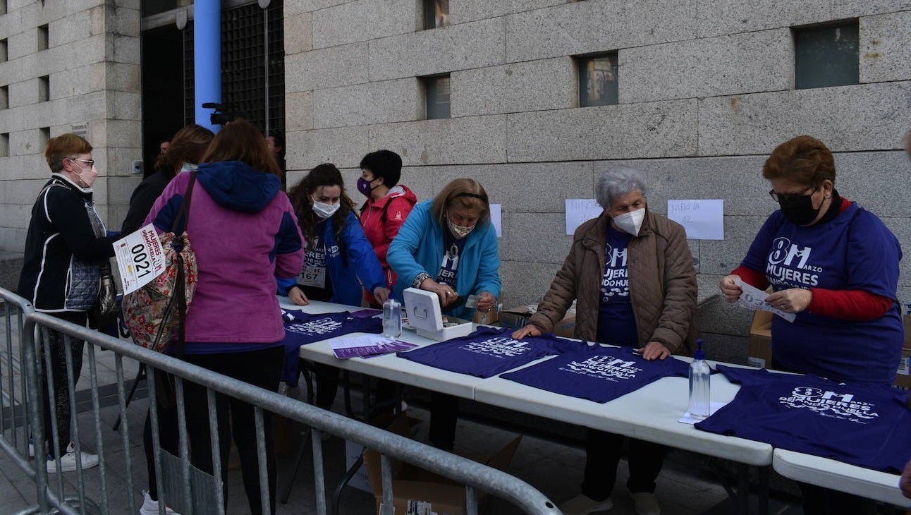 AECC Cáceres agradece a Miajadas los casi 3.000 euros recaudados en la VII Marcha de la Mujer