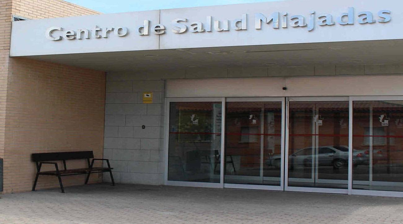 UPM muestra su preocupación por la situación de la atención primaria y urgencias en el centro de salud