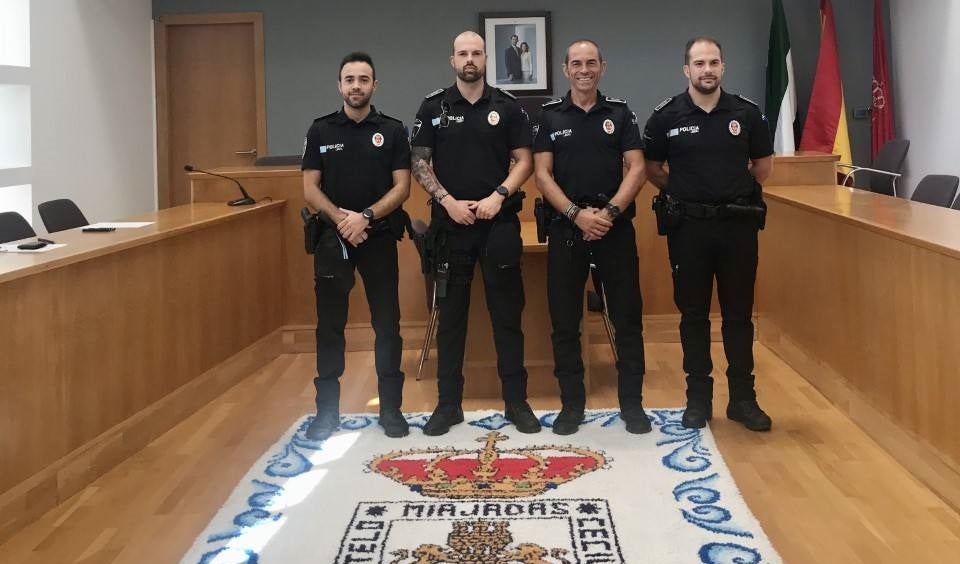 Policía Local cuenta con cuatro nuevos agentes