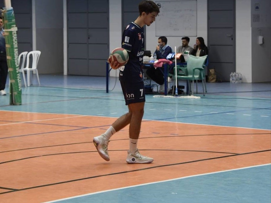 Joan Durán ficha por el Extremadura Grupo Laura Otero de Voleibol