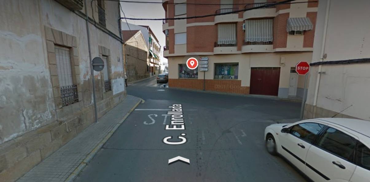 Las calles Enrollada, Puente y Martín Cerezo serán las próximas en convertirse en plataforma única