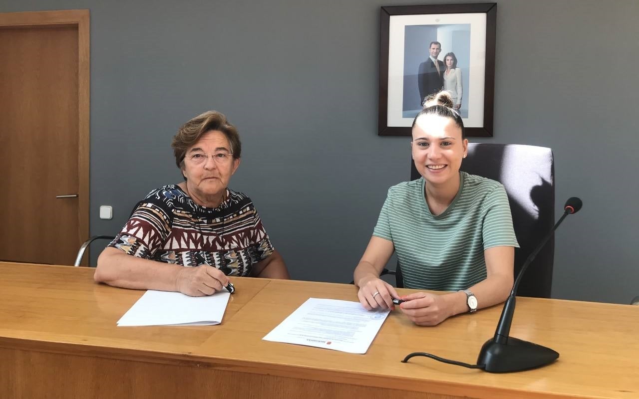 La Asociación Coral Municipal de Miajadas firma un convenio con el Ayuntamiento