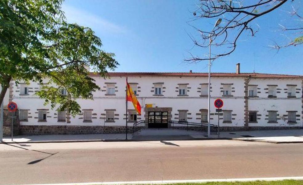 El cuartel de la Guardia Civil de Miajadas inaugura sus nuevas dependencias