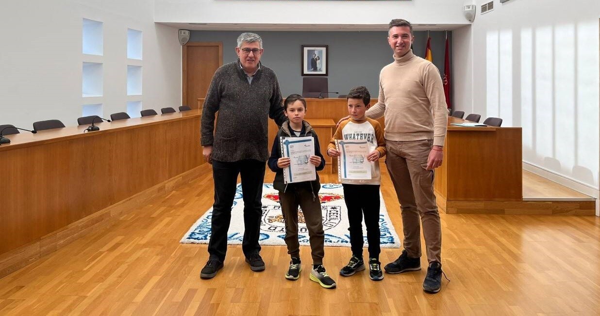 Nicolás Vega y Alberto González, finalistas del XX Concurso Internacional Digital Infantil de Aqualia