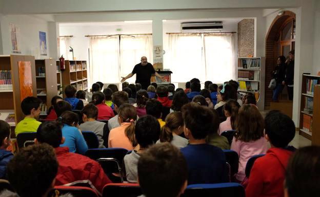 Este miércoles, cuentos para facilitar la lectura a los más pequeños