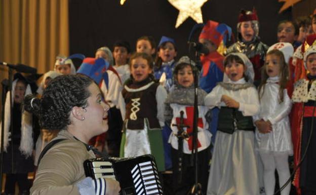 Esta tarde, Festival Infantil Navideño y exposiciones de playmobil y de recuerdos navideños