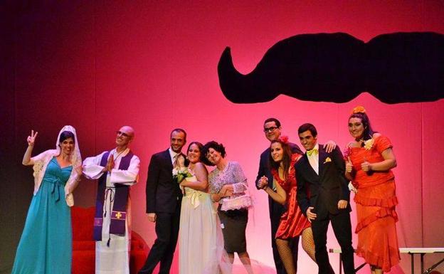 Tarde de comedia en la Casa de la Cultura con Plétora Teatro