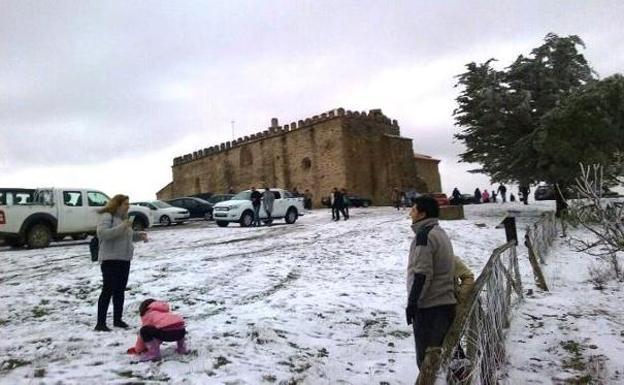 Concurso de fotografía online para promocionar Tentudía en invierno