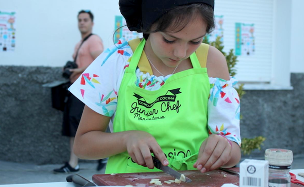 El concurso 'Junior Chef Monesterio' busca divulgar la cocina entre los más pequeños