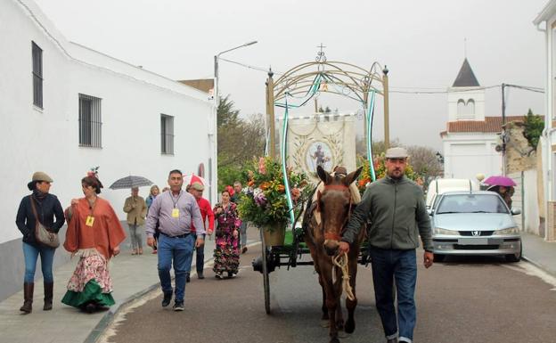 La Hermandad de San Isidro insiste en la importancia de cumplir las normas durante el camino hacia la pradera