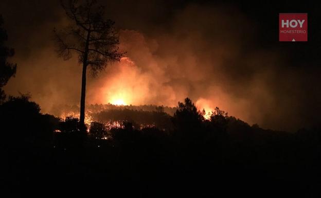 Incendio Forestal en la Sierra de Aguafría de Monesterio